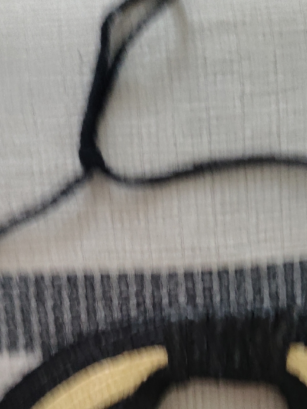 Round Black and Natural Straw Crossbody Bag - Picture 4 of 6